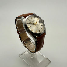 Load image into Gallery viewer, Rolex Oysterdate Precision 6694 with Golden Arrow Marker Dial and Rolex box