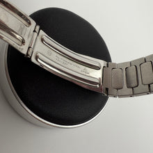 Load image into Gallery viewer, Omega Seamaster Quartz 1342 with Rare Tapestry Dial