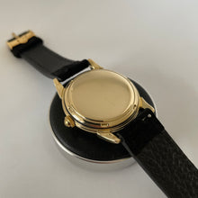 Load image into Gallery viewer, Omega Seamaster 2627 Calendar Solid 14KT Yellow Gold