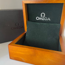 Load image into Gallery viewer, Omega Seamaster 2627 Calendar Solid 14KT Yellow Gold