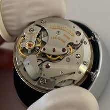 Load image into Gallery viewer, Jaeger-LeCoultre Memovox Türler