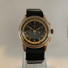 Load image into Gallery viewer, Chronograph Suisse Gilt Bullseye Dial