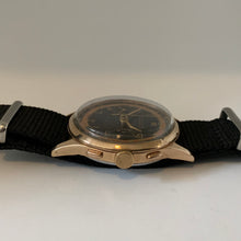 Load image into Gallery viewer, Chronograph Suisse Gilt Bullseye Dial