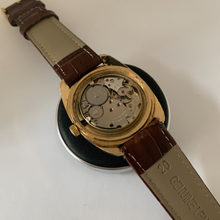 Load image into Gallery viewer, Pontiac International ***