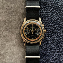 Load image into Gallery viewer, Chronograph Suisse Gilt Bullseye Dial
