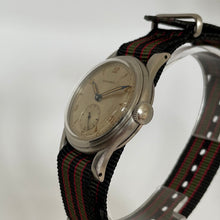 Load image into Gallery viewer, Longines 5532 Sei Tacche Cal. 10.68Z with Extract of the Archives by Longines
