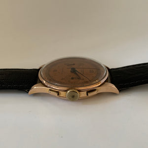 Chronograph Suisse Solid 18KT Rose Gold with a rare Bronze Dial